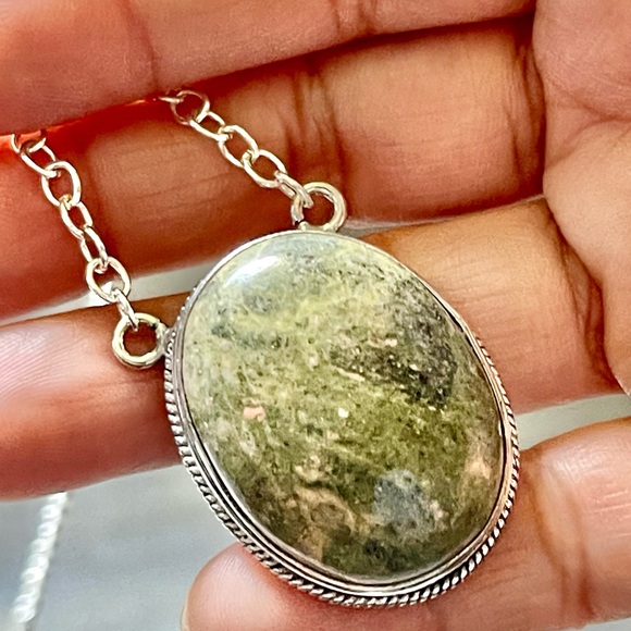 Unakite Jasper Pendant Necklace 15”-17” - Picture 3 of 10